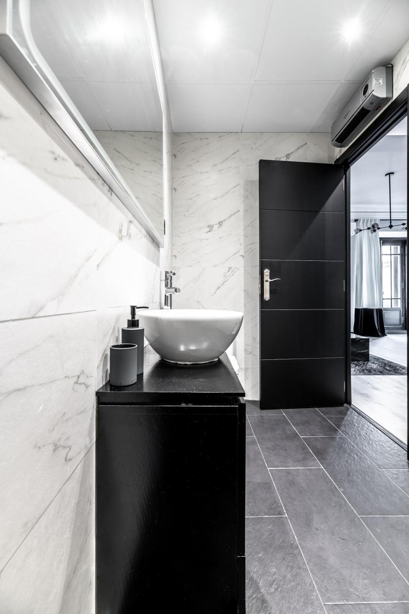 מדריד Gran Via Suite, By Presidence Rentals מראה חיצוני תמונה
